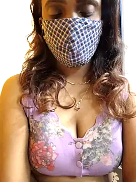 Queen-dhivya online show from 12.19.25