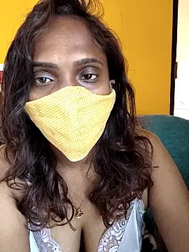 Queen-dhivya online show from 04.20.26