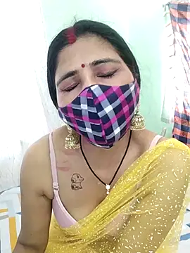 Snapshot of Divine_Lustt chatting on 02.25.26 Divine Lustt online show from 02.25.26