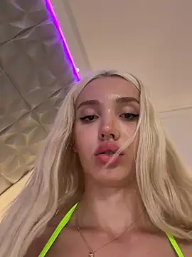 Snapshot of Lana-Grey chatting on 06.27.26 Lana-Grey online show from 06.27.26