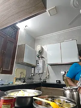 Hot-Sana2 online show from 10.31.25