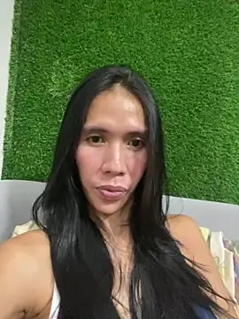 bellaUtops online show from 12.04.25