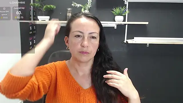 Lauryn Jones online show from 05.27.26