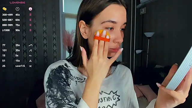 Snapshot of JacalynSchreiber chatting on 12.02.25 JacalynSchreiber online show from 12.02.25