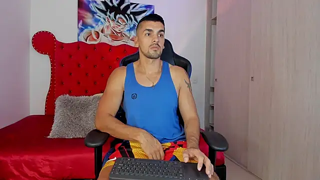 Snapshot of axelwinters__ chatting on 11.25.25 axelwinters online show from 11.25.25