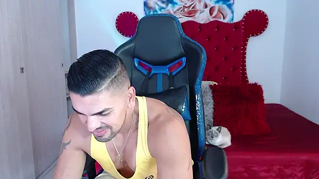 Snapshot of axelwinters__ chatting on 02.05.26 axelwinters online show from 02.05.26