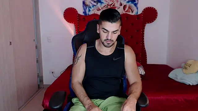 Snapshot of axelwinters__ chatting on 02.23.26 axelwinters online show from 02.23.26