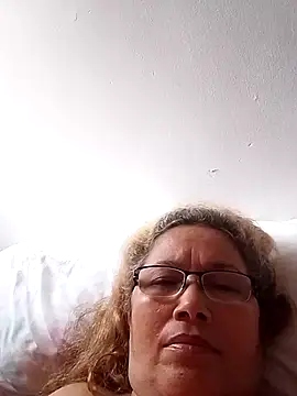 Snapshot of Cessi50 chatting on 01.19.26 Cessi50 online show from 01.19.26