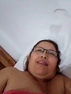 Snapshot of Cessi50 chatting on 02.15.26 Cessi50 online show from 02.15.26