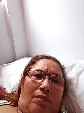 Snapshot of Cessi50 chatting on 02.22.26 Cessi50 online show from 02.22.26