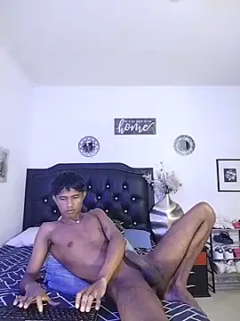 Snapshot of Mack_tom chatting on 06.16.26 Mack tom online show from 06.16.26