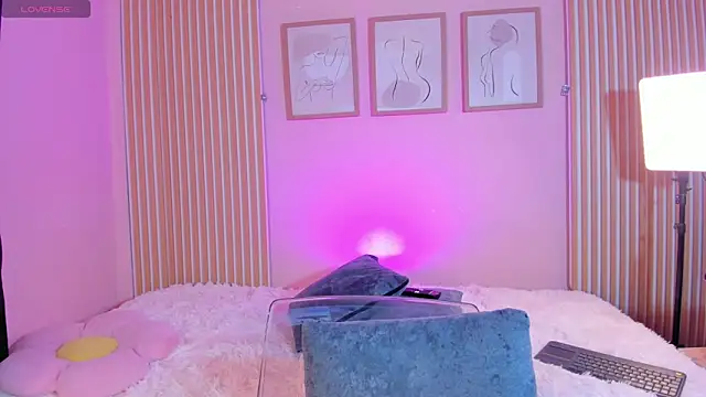 AshleyCooper2 online show from 02.26.26