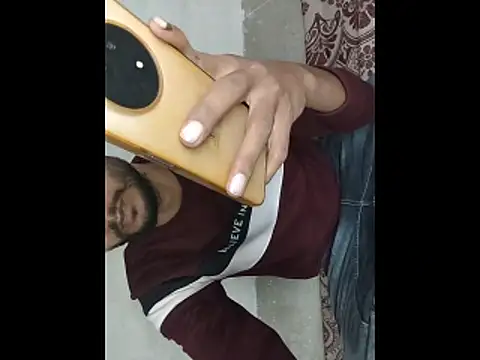 Snapshot of baby_Cpl21 chatting on 11.17.25 baby Cpl21 online show from 11.17.25