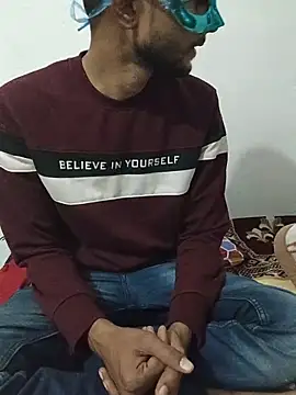 Snapshot of baby_Cpl21 chatting on 12.04.25 baby Cpl21 online show from 12.04.25