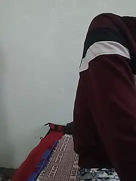 Snapshot of baby_Cpl21 chatting on 12.05.25 baby Cpl21 online show from 12.05.25