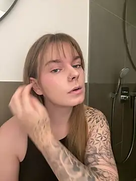LisaFreierxx online show from 07.08.26