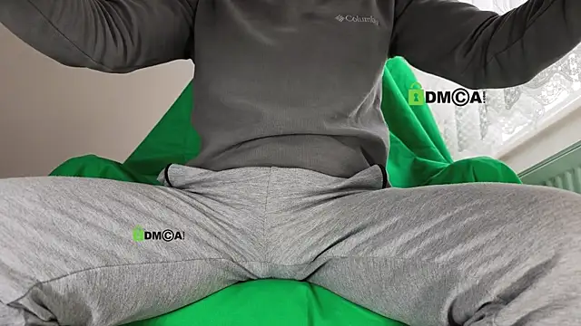 Snapshot of gizemllixxx chatting on 01.19.26 gizemllixxx online show from 01.19.26