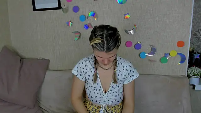 Snapshot of Zorianaa chatting on 06.21.26 Zorianaa online show from 06.21.26