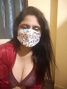 Snapshot of mouni499 chatting on 11.05.25 mouni499 online show from 11.05.25