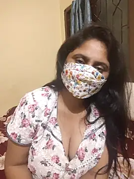 Snapshot of mouni499 chatting on 11.06.25 mouni499 online show from 11.06.25