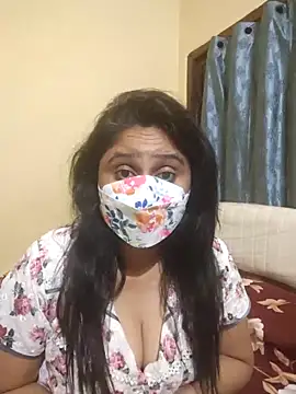 Snapshot of mouni499 chatting on 11.07.25 mouni499 online show from 11.07.25