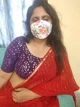 Snapshot of mouni499 chatting on 11.08.25 mouni499 online show from 11.08.25