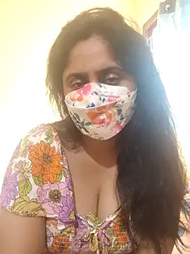 Snapshot of mouni499 chatting on 11.15.25 mouni499 online show from 11.15.25