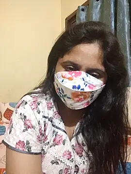 Snapshot of mouni499 chatting on 11.15.25 mouni499 online show from 11.15.25