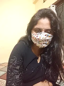 Snapshot of mouni499 chatting on 11.29.25 mouni499 online show from 11.29.25