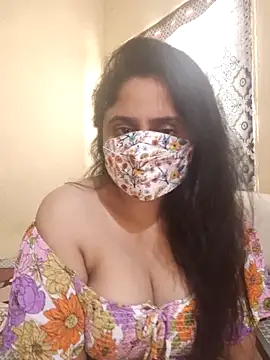 Snapshot of mouni499 chatting on 12.14.25 mouni499 online show from 12.14.25