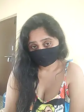 Snapshot of mouni499 chatting on 02.04.26 mouni499 online show from 02.04.26