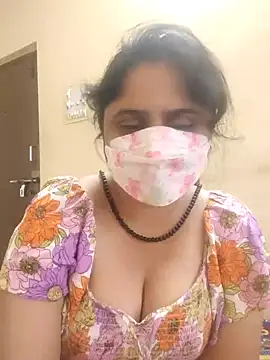 Snapshot of mouni499 chatting on 02.16.26 mouni499 online show from 02.16.26