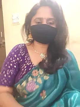 Snapshot of mouni499 chatting on 02.17.26 mouni499 online show from 02.17.26