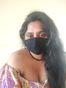 Snapshot of mouni499 chatting on 02.24.26 mouni499 online show from 02.24.26