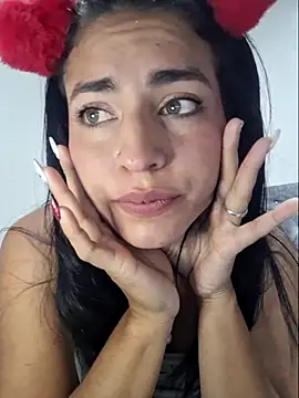 Snapshot of GISELLA__ chatting on 02.10.26 GISELLA online show from 02.10.26