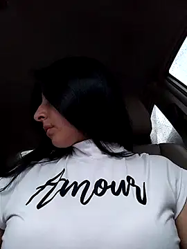 EmmaWilliamss3 online show from 11.24.25