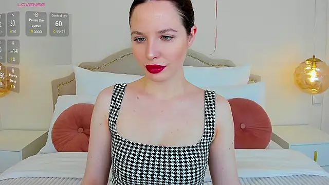 MonaRicci online show from 02.26.26