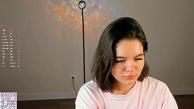 Snapshot of Xo_Laura chatting on 05.01.26 Xo Laura online show from 05.01.26