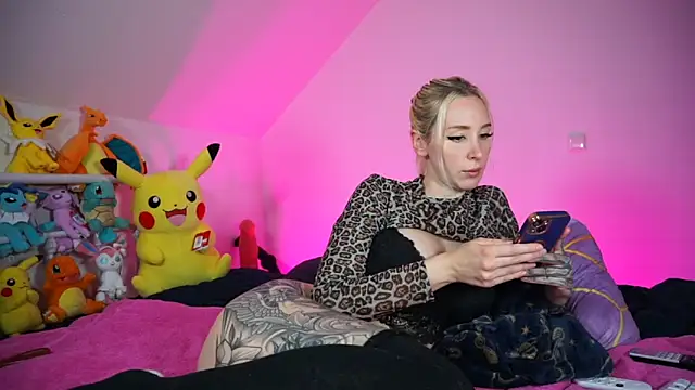 StellaCinderella online show from 10.22.25