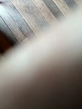 ruiviinhaah online show from 02.28.26