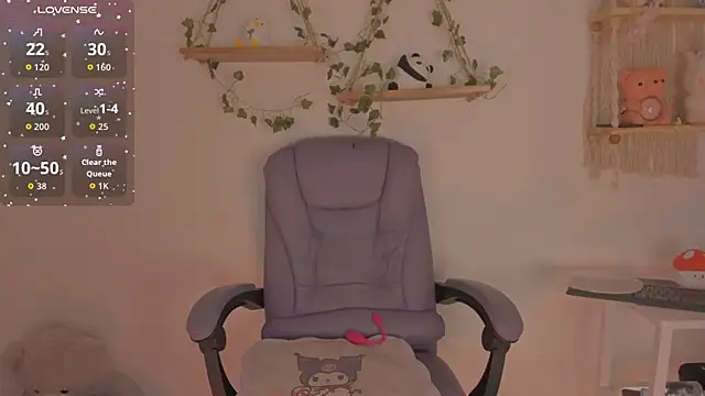 bergmanamii online show from 12.04.25