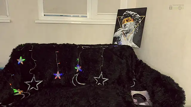 Snapshot of LissaGreyMur chatting on 11.26.25 LissaGreyMur online show from 11.26.25