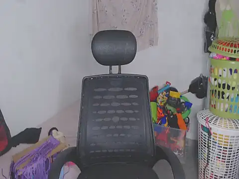shayna cute online show from 05.16.26