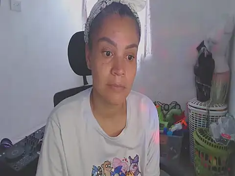 shayna cute online show from 05.27.26