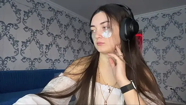 TwotyBright online show from 01.19.26