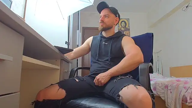Snapshot of Ryanstone_ chatting on 05.22.26 Ryanstone online show from 05.22.26
