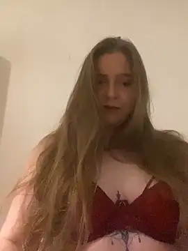 Snapshot of LiahLovexoxx chatting on 11.07.25 LiahLovexoxx online show from 11.07.25