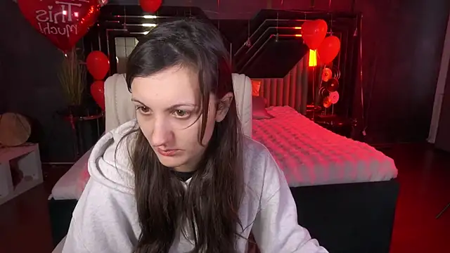 Snapshot of ZafiraMoonn chatting on 02.18.26 ZafiraMoonn online show from 02.18.26