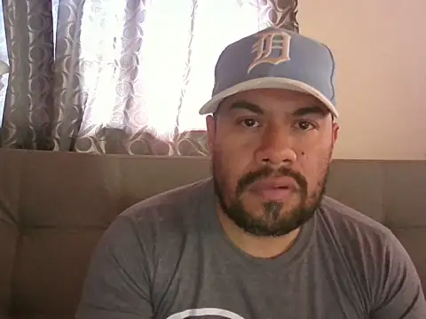 Snapshot of Ramses_36 chatting on 06.27.26 Ramses 36 online show from 06.27.26