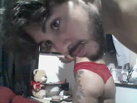 Snapshot of meninadeparis chatting on 11.10.25 meninadeparis online show from 11.10.25